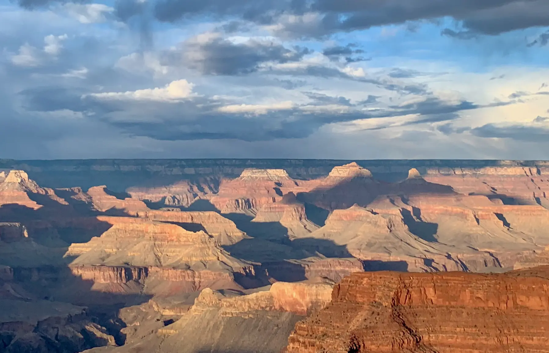 <p>Grand Canyon. 你说的我都懂,可是为什么顶这么平呢?</p>