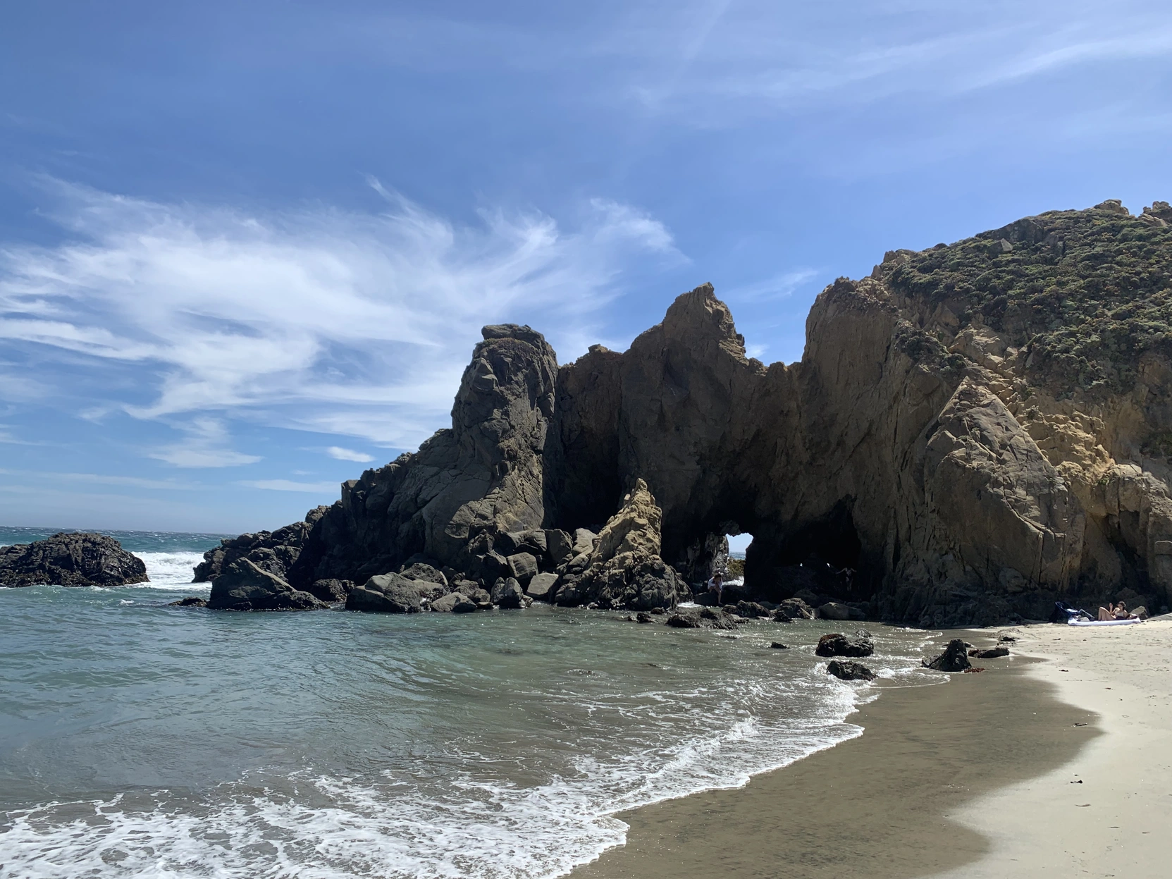 <p>Pfeiffer Beach 天然石拱买家秀</p>
